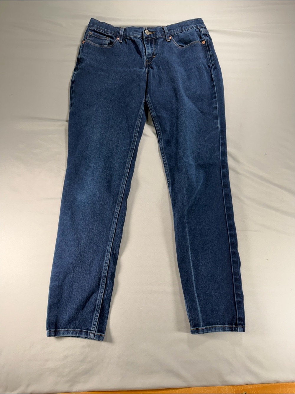 Levi's 524 Skinny Jeans Low Rise Dark Wash Denim Women's Junior Size 9 #1065